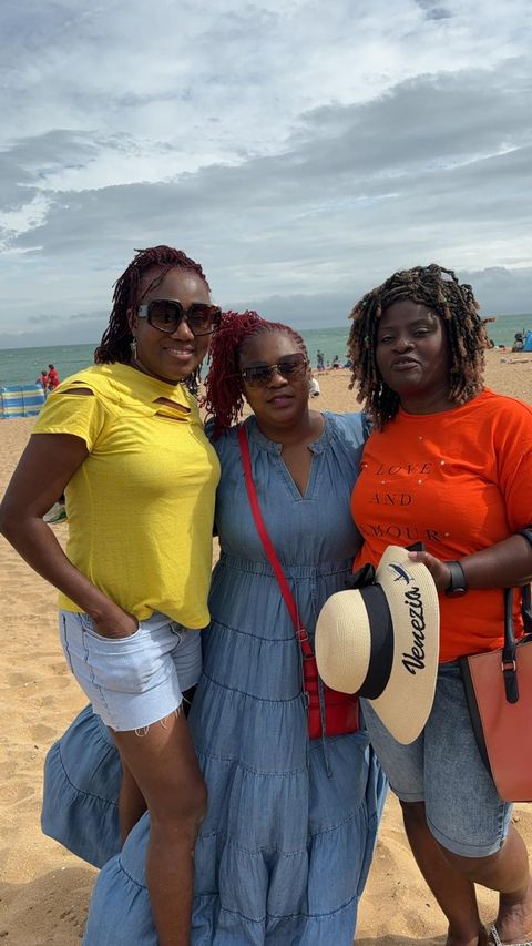 Beach day with friends